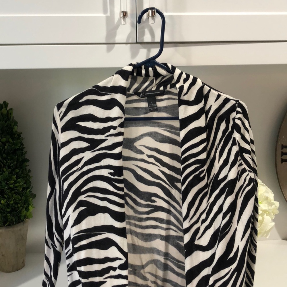 Zebra Cardigan - Picture 5 of 10